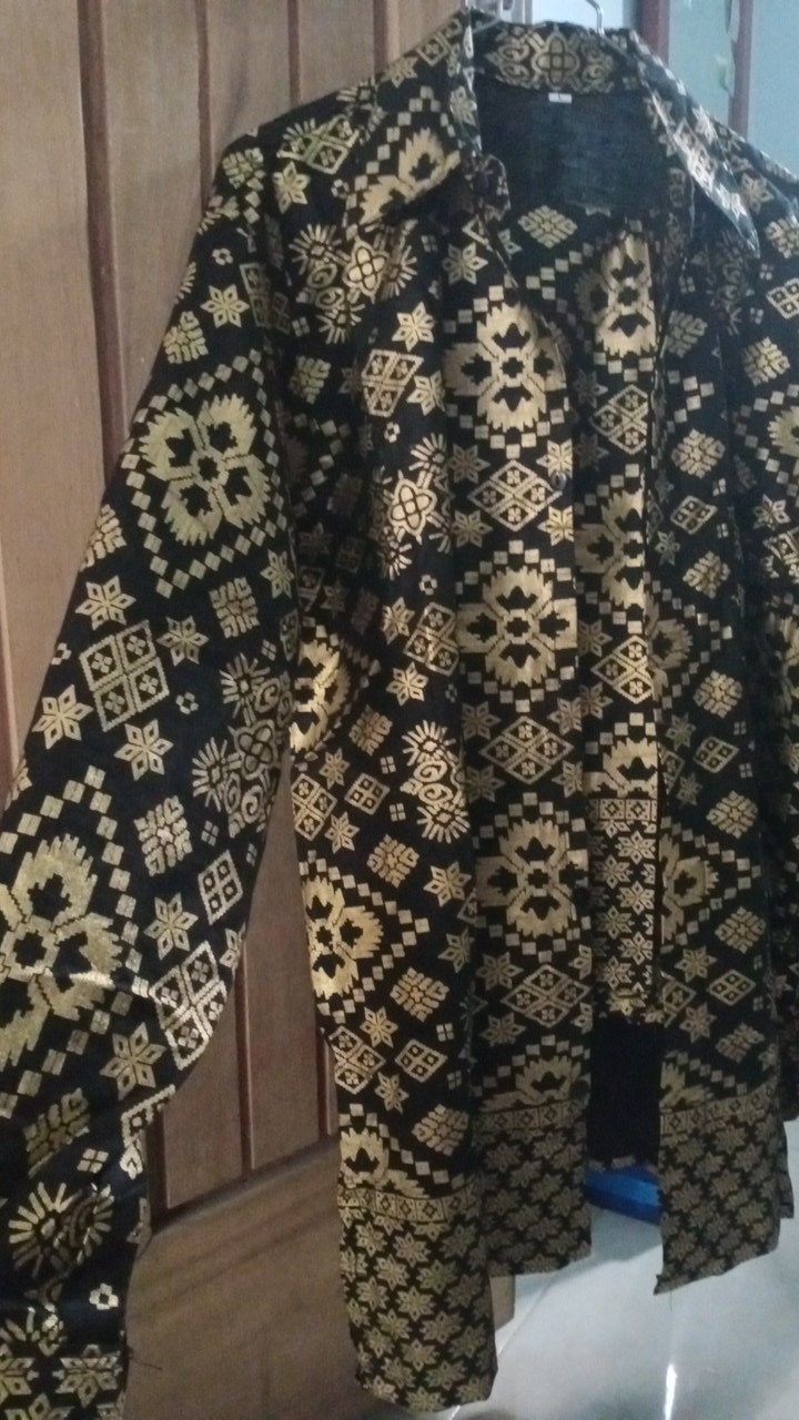 Couple Kebaya Rok Kemeja Motif Pradaa Gold