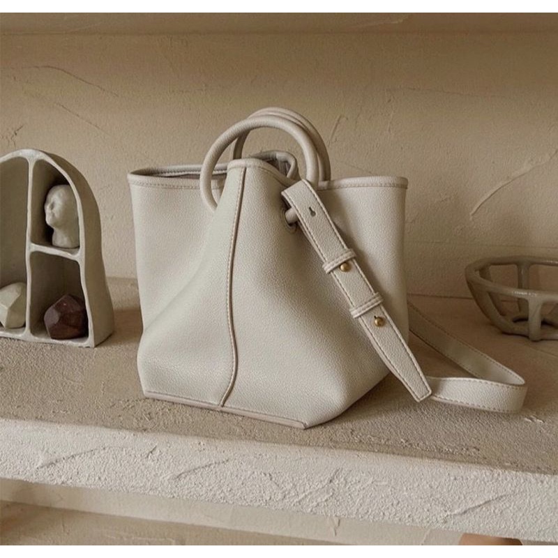 NAOMI - Felicya Hand Bag - Tas Fashion import - Tas Wanita Kulit Sintetis - Fashion Bag White Series - Tas Bucket - naomi bag