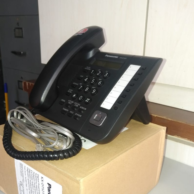 Telepon Panasonic KX-DT521- Hitam