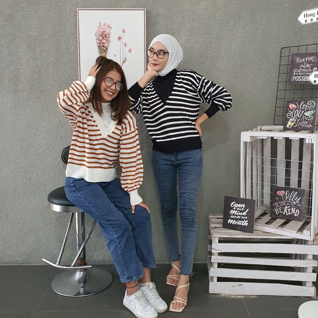 [ COD PROMO ] SWEATER V MIX LONG NECK RAJUT / BLOUSE RAJUT / SWEATER BAHAN RAJUT / OUTWEAR KEKINIAN /ATASAN WANITA TERBARU / RAJUT MURAH / OOTD HIJAB / OOTD REMAJA KEKINIAN / BLOUSE RAJUT KOREAN STYLE / SWEATER KOREAN STYLE