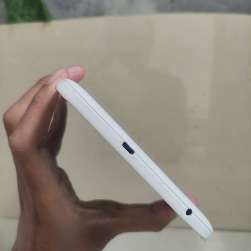 Samsung Galaxy Tab 3 V T116NU Garansi Resmi SEIN-6
