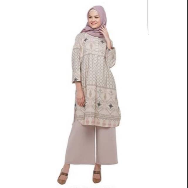 Segara Tunic by Ria Miranda