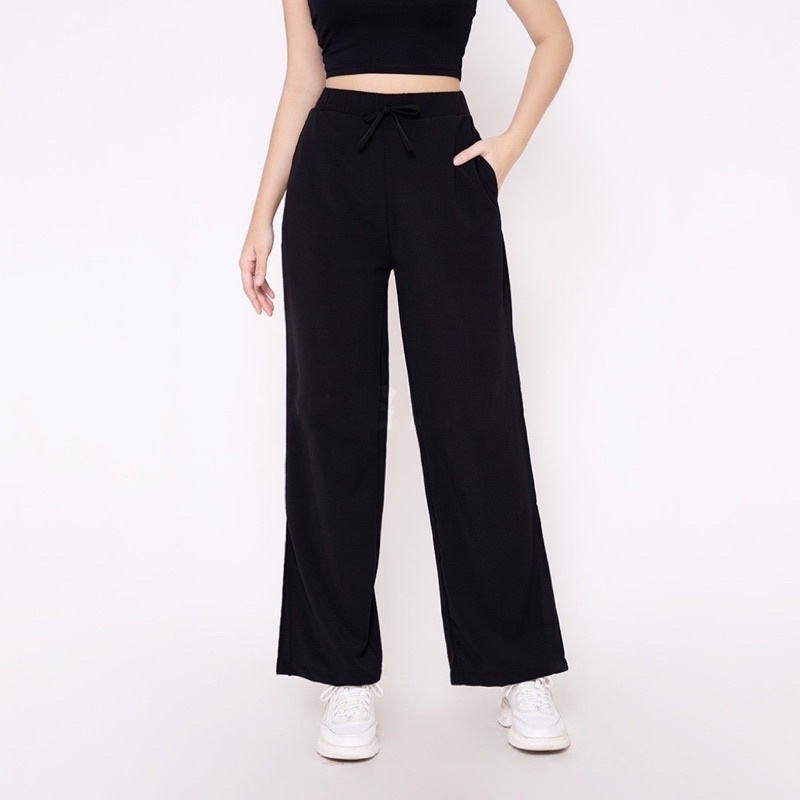 BEFAST - ZGW OOTD Celana Kulot MIJUN / Kulot Izzie Slit Loose Pant / Celana Panjang Kulot Wanita / Kulot Keluaran Terbaru 2022 / Celana Panjang Casual / Outfit Wanita Dewasa Kekinian / Celana Kulot Polos / Terlaris / Trendy