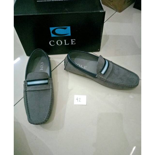 Sepatu pantofel pria cole