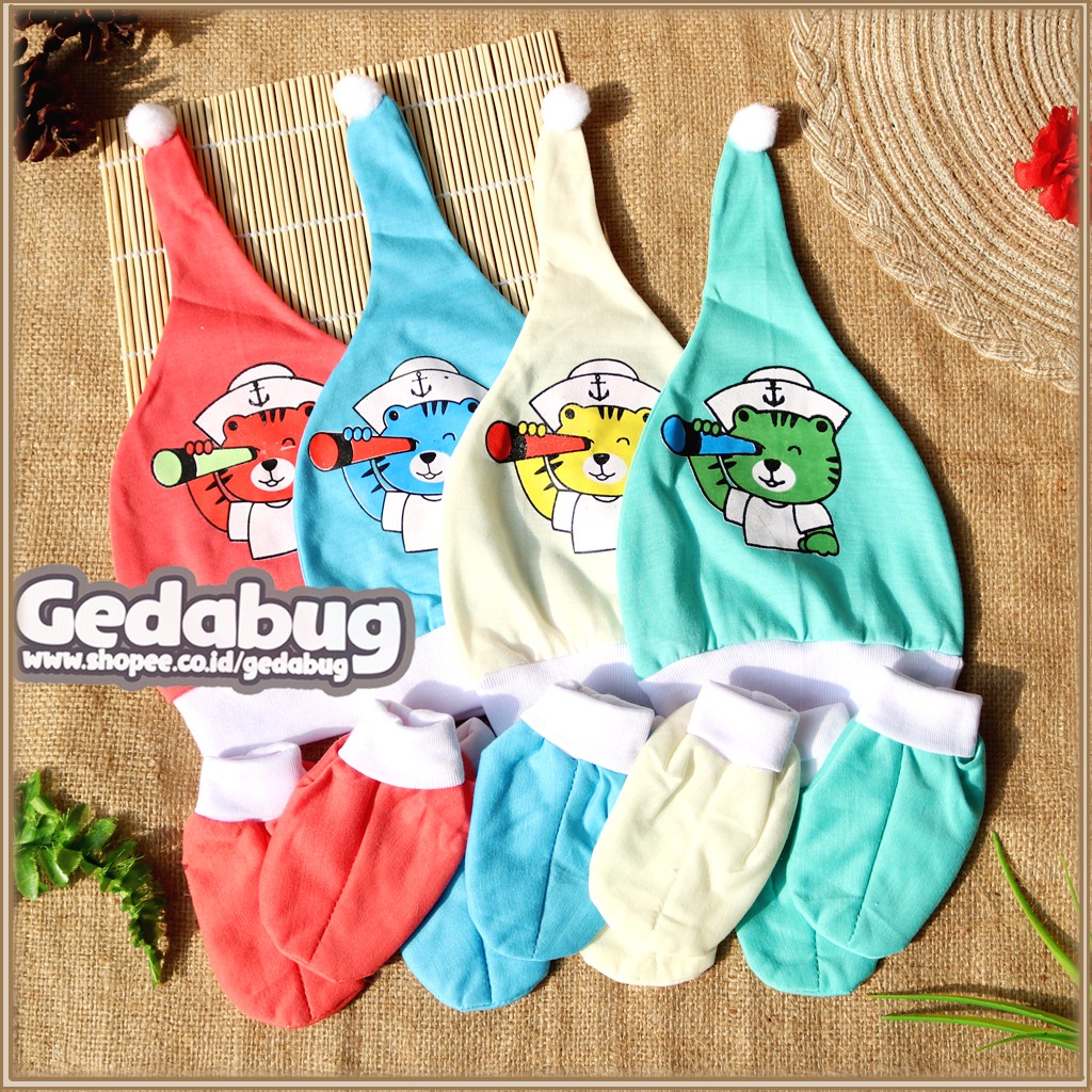 Topi Yon Yan Set Motif / Topi + Kaos Kaki Newborn - gedabug