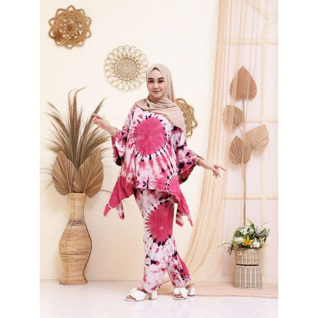 ONE SET BATWING SHIBORIE 2 in 1 (BLOUSE + CELANA ) / SETELAN RAYON WANITA KEKINIAN