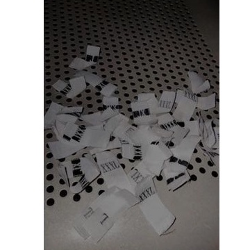 

label ukuran XL S bajuu dll
