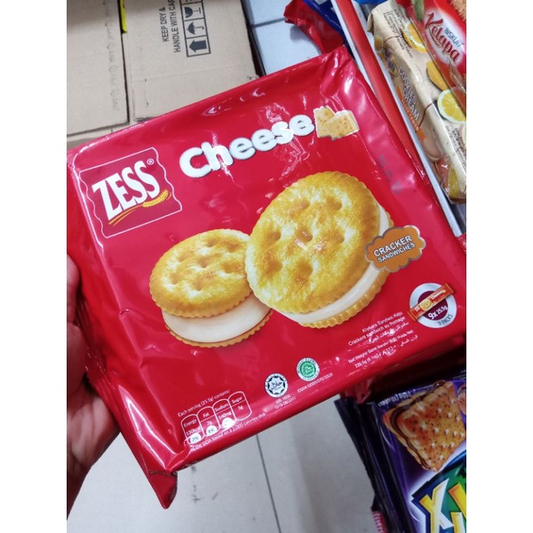 

ZESS CHEESE CRACKERS SANDWICH BISCUIT/BISKUIT RASA KEJU/CEMILAN