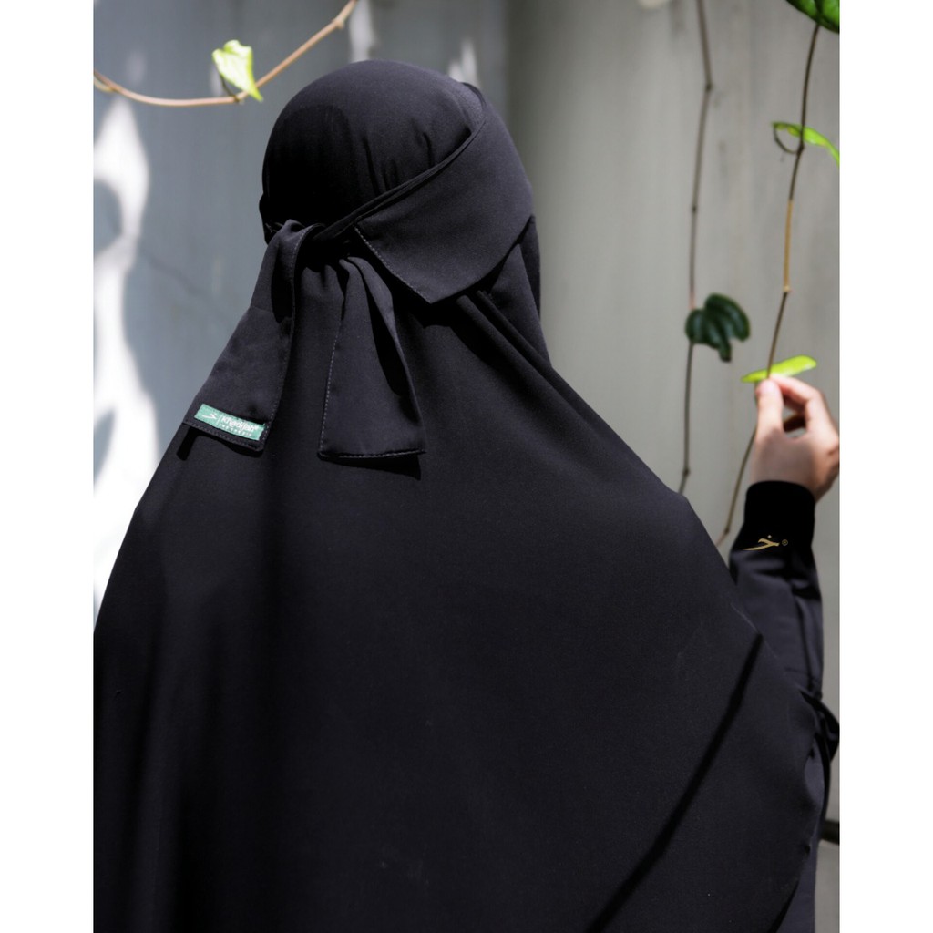 Overhead Long Khimar Buttons by Khadijah Indonesia