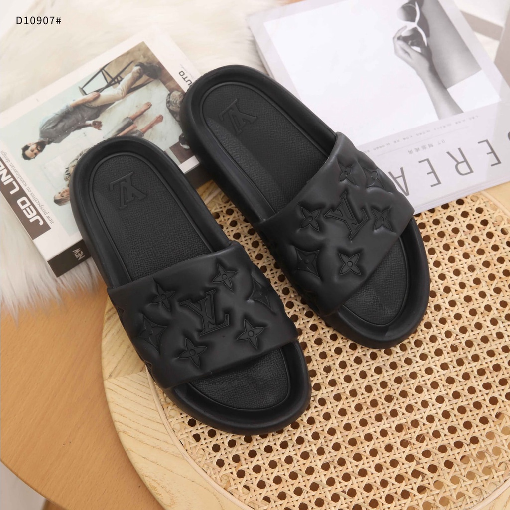 LV Rubber For Men Women Mule Sandals D10907 D10908