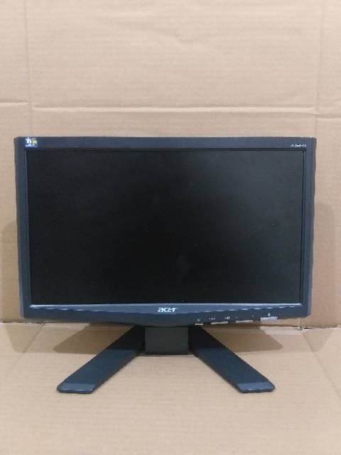 Monitor LCD Acer X163W 16 inci kaki V untuk pc atau cctv atau casir