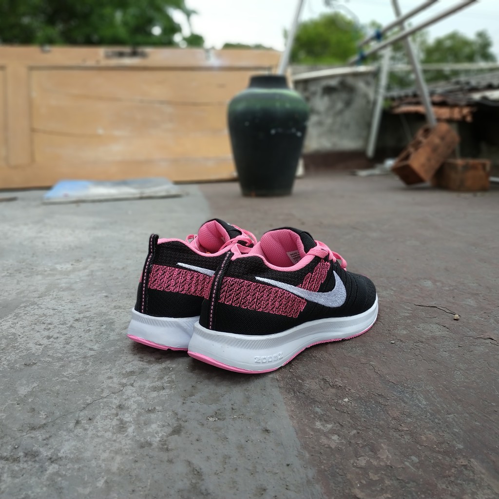 SEPATU WANITA NIKE ZOOM RUNNING SEPATU CEWEK OLAHRAGA LARI MADE IN VIETNAM