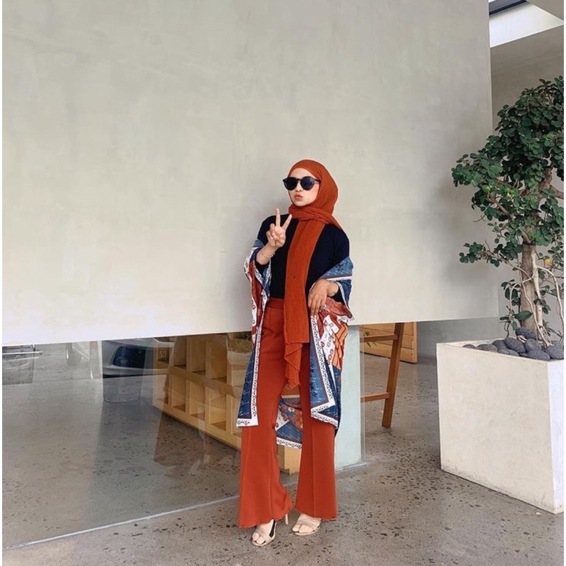 OUTER SCARF - RENJANA - SCARF OUTER MILTIFUNGSI - OUTERWEAR