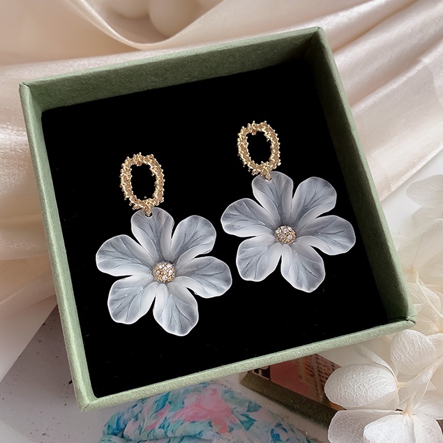 Anting Tusuk Motif Bunga Elegan Ala Korea Bahan Sterling Silver 925 Untuk Wanita