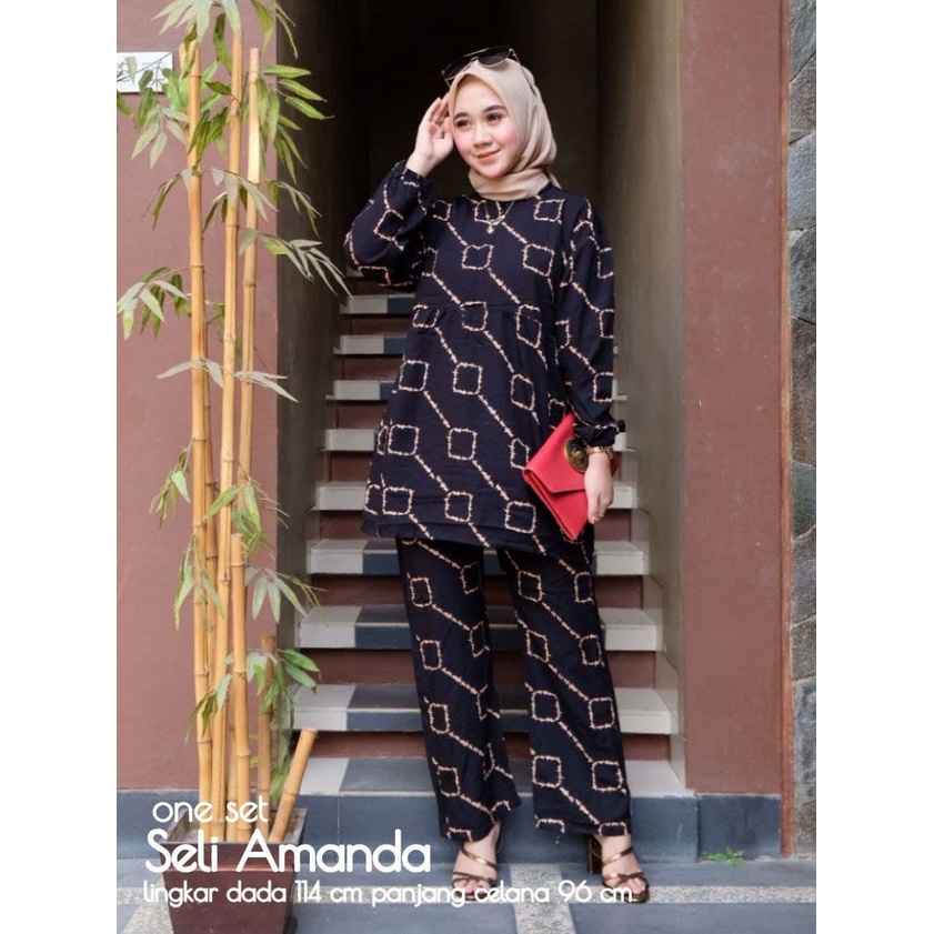 ONE SET SELI AMANDA  2 in 1 (ATASAN  + CELANA ) / SETELAN WANITA KEKINIAN / SET RAYON / PIYAMA RAYON