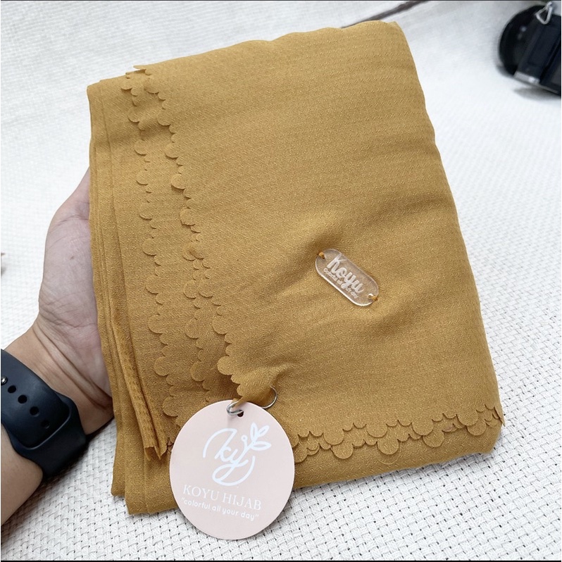 Hijab Segiempat Voal Nayla Terbaru-MUSTARD