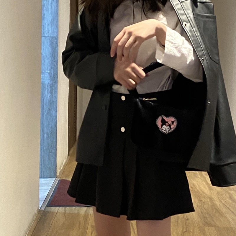 y2k fur bag "kuromi", kuromi fluffy bag, y2k fluffy bag, fur bag kuromi, tas bahu bulu getyourmoons.