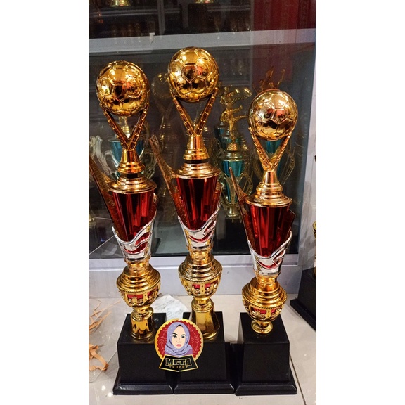 PIALA SET JUARA 123 SEPAKBOLA FUTSAL VOLI VOLLY BADMINTON KEMERDEKAAN
