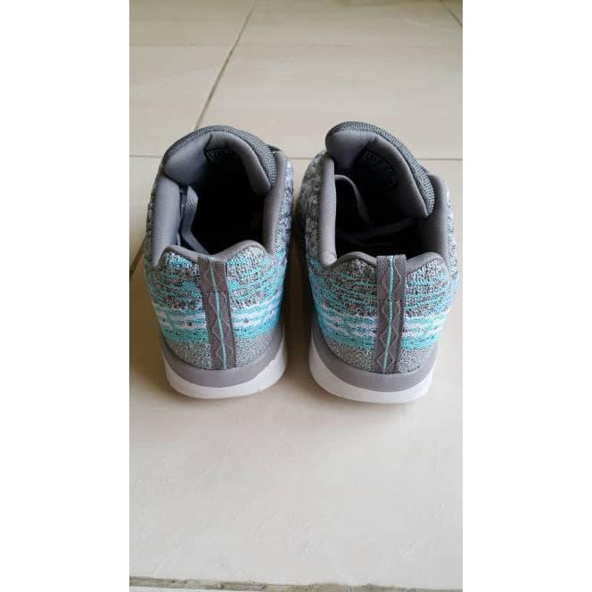 Sepatu Original Skechers Synergy Woman