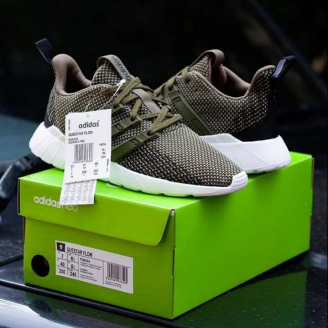 Adidas Questar Flow Olive White