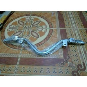 Variasi Step Depan Motor Matic Besi Tebal Chromm Silver