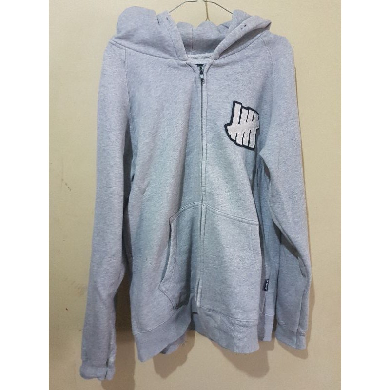 jaket hoodie undefeated grey original bekas second