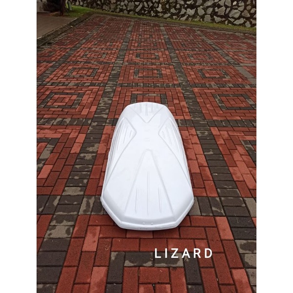 roof box model kanaka putih/roof box putih/roof box mobil/roofbox putih mobil/roofbox universal
