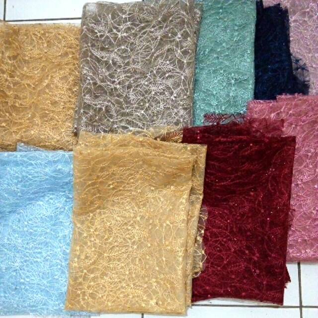 Potongan Kain Tile Mutiara Kiloan