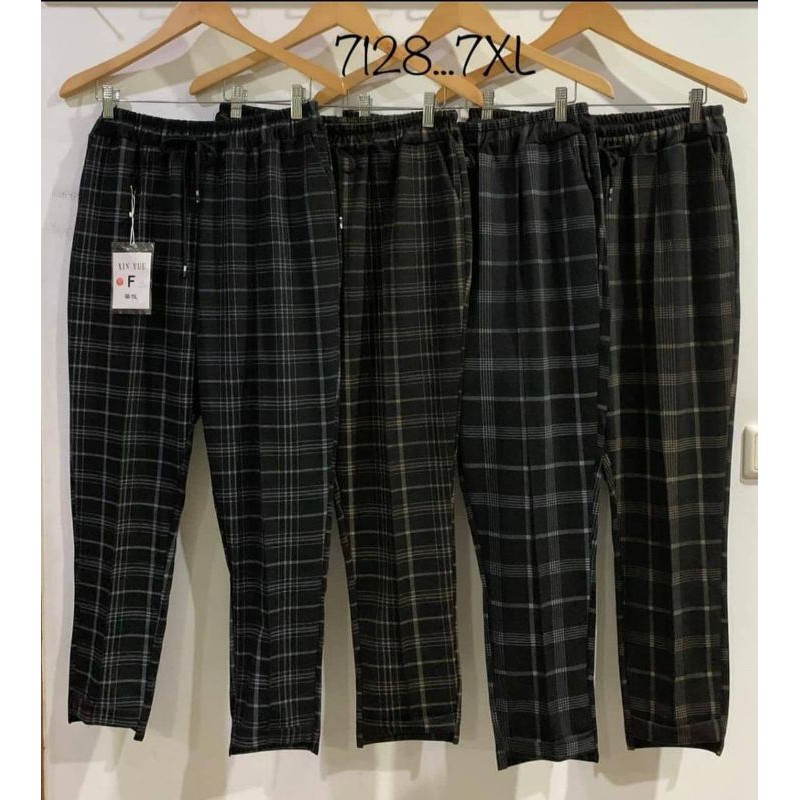 READY CELANA ZARA IMPORT  MOTIF KOTAK KOTAK