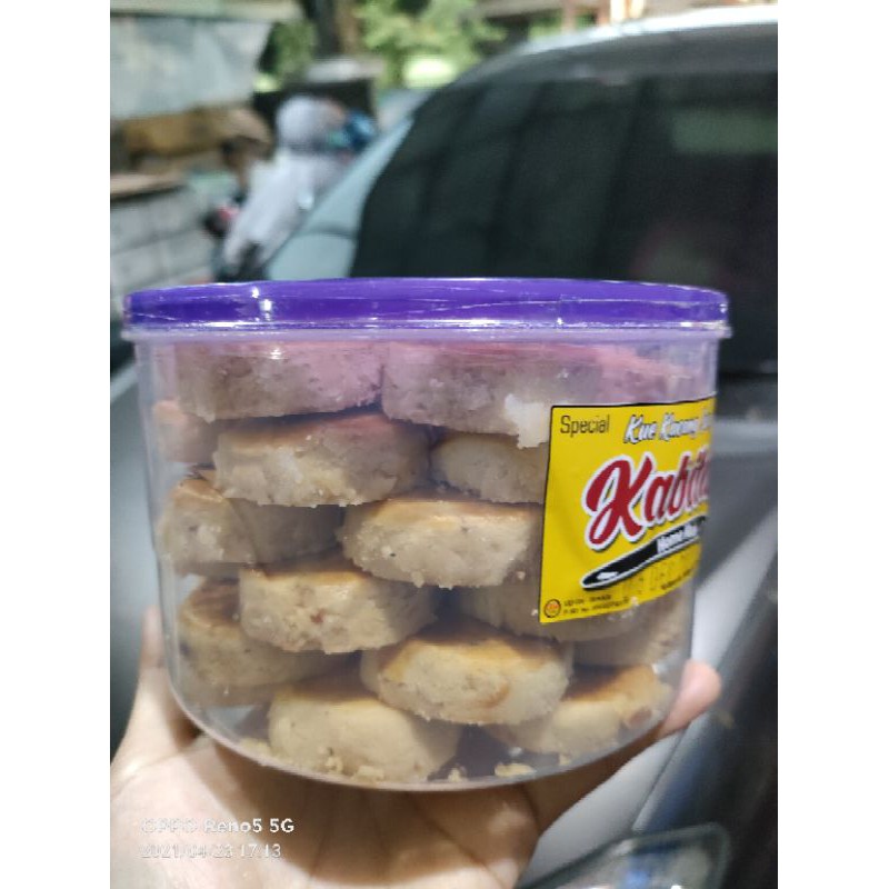 

kue kacang 750g