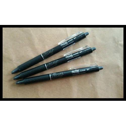 

BALLPEN PEN PULPEN BOLPOIN PILOT FRIXION BLRTFR7 CLICKER 0.7MM ERASABLE HITAM