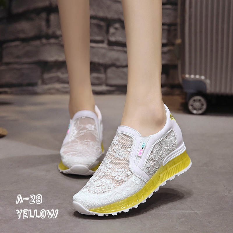 BEST SELLER Sepatu Wanita Sneakers Brokat Korea A28 A-28