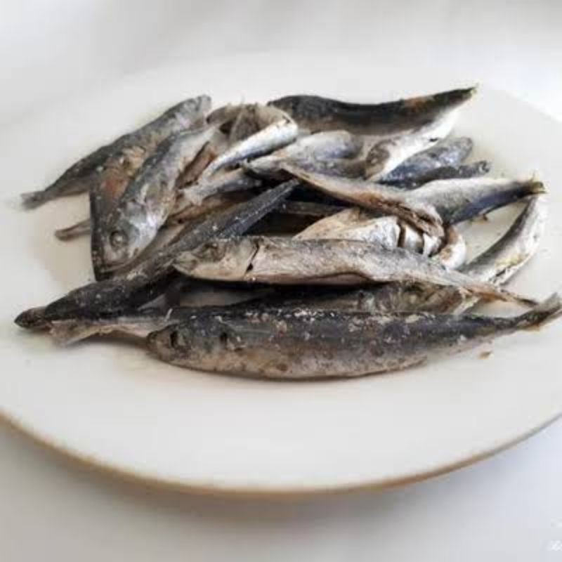 

ikan asin 500 gram . ikan asin japuh atau layang