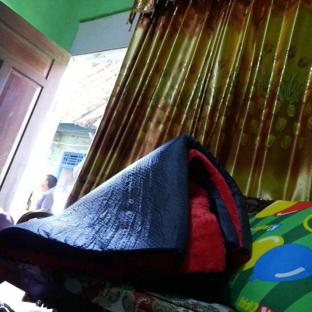 Karpet Bulu Rasfur Karakter Set 200x140x4cm