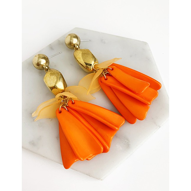 LRC Anting Tusuk Alloy Resin Leaves Tassel Earrings F71464