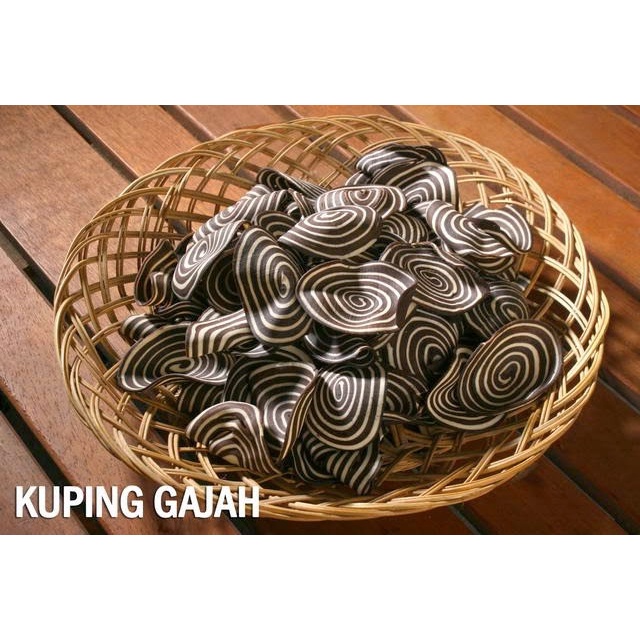 

kue kuping gajah