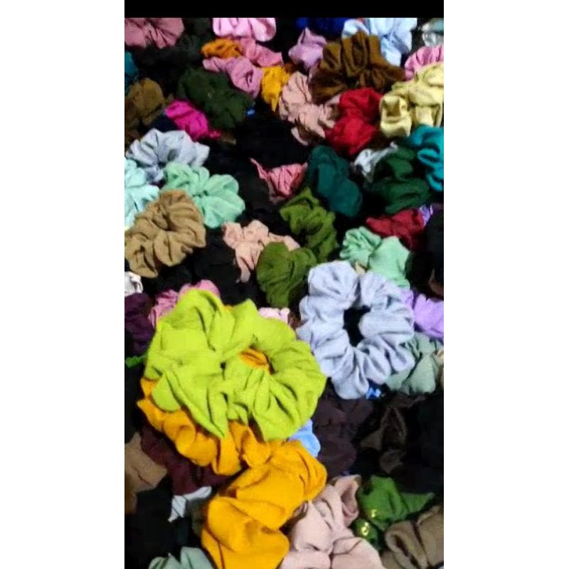 SCRUNCHIE / KUNCIRAN RAMBUT JUMBO