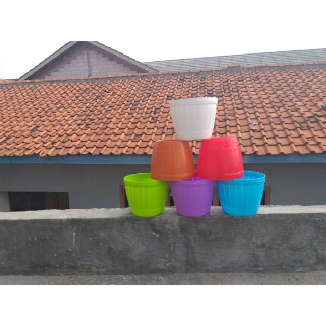 Pot bunga warna warni gentong kayu 16cm (fullcolour)