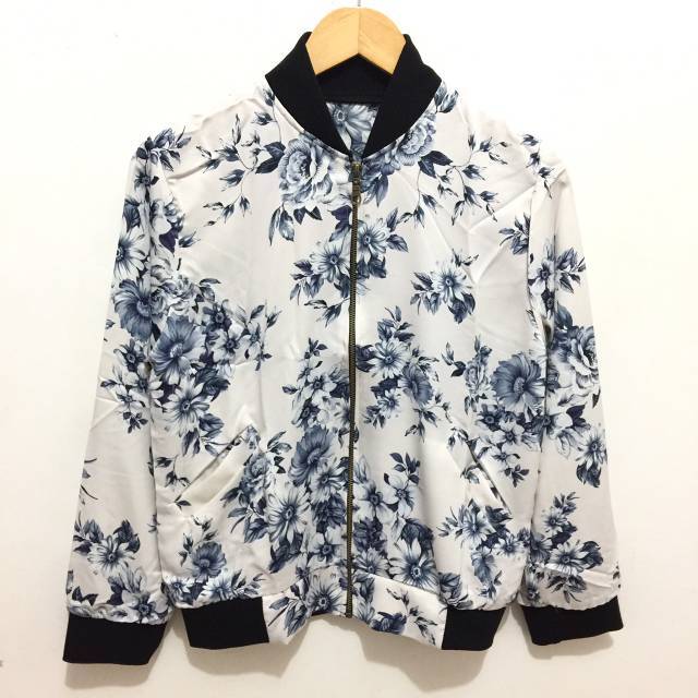 Andar Bomber Jacket