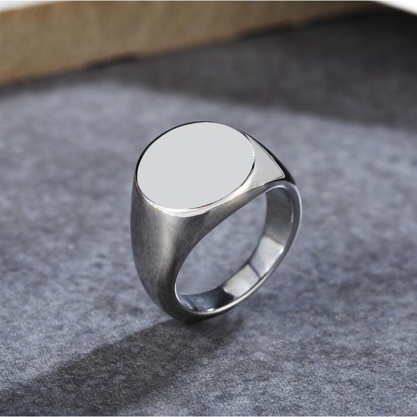 Cincin Bahan Stainless Steel Warna Silver / Gold / Hitam Gaya Simple / Punk Untuk Pria