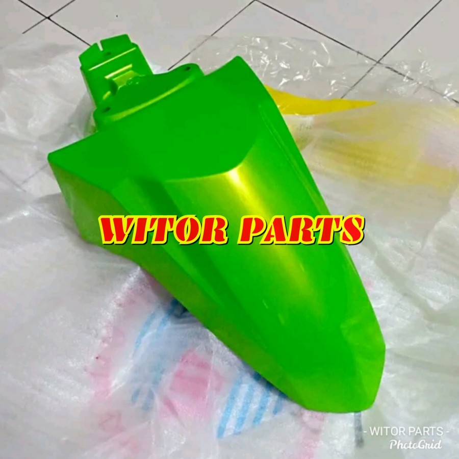 body beat fi injeksi.. SPAKBOR DEPAN HONDA BEAT FI 2013-2016 WARNA HIJAU / SEPAKBOR DEPAN HONDA BEAT