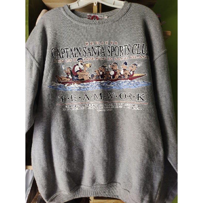 CREWNECK CAPTAIN SANTA