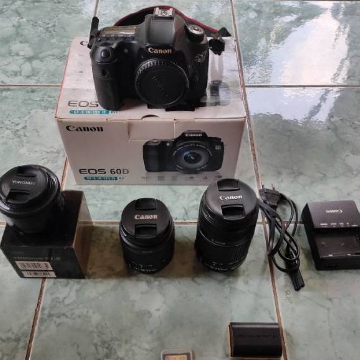 canon 60d second murah (jual sepaket)