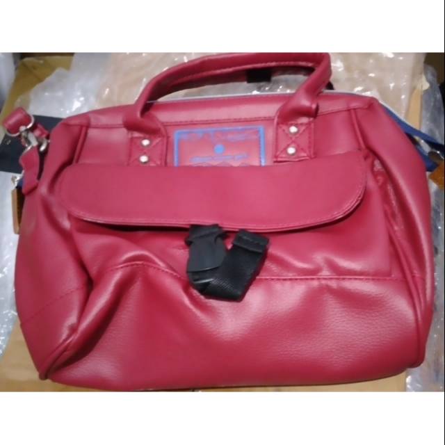 Planet ocean girl red