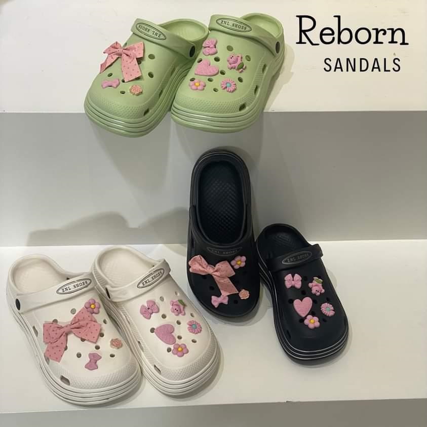 LUMMYSHOP SANDALS WANITA SENDAL KARET VIRAL PREMIUM SANDAL BAKPAO IMPORT ( harap kasih note di kolom pesanan untuk variasi jibbitz / aksesories nya )