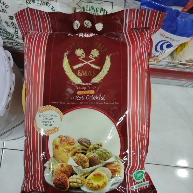 

BOGASARI CAKRA KEMBAR EMAS ROTI ORIENTAL 1KG