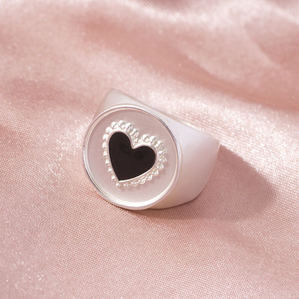 Needway  Colorful Heart Rings Vintage Round Rings Finger Rings Women Creative Korean Drop Oil Temperament Simple Fashion Jewelry/Multicolor