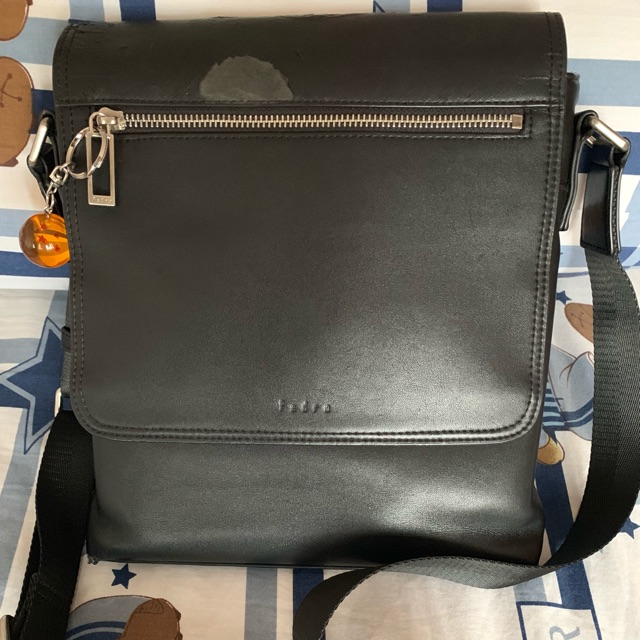 Preloved Tas Selempang Pria Pedro Black Ori Official Store