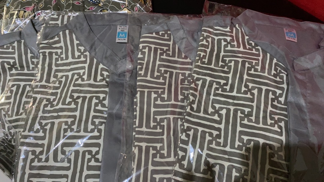 Kemeja Batik / Kemeja Koko Anak / Koko Batik Anak / Kemeja Batik Anak / Kemeja Koko Batik Couple