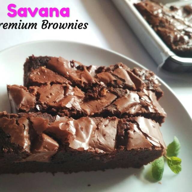 

Brownies fudgy savanna premium toping Silverqueen